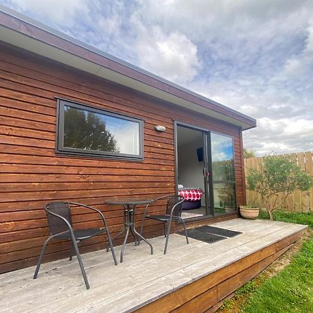 Lake Hawea Cabin With Mountain Views- Outdoor Bath! Lago Hawea Exterior foto